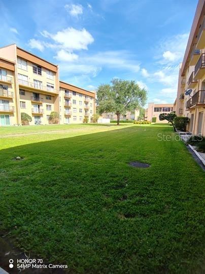 THE TAMPA RACQUET CLUB A CONDO - Residential