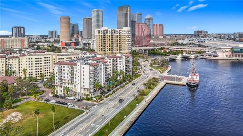 A home in TAMPA