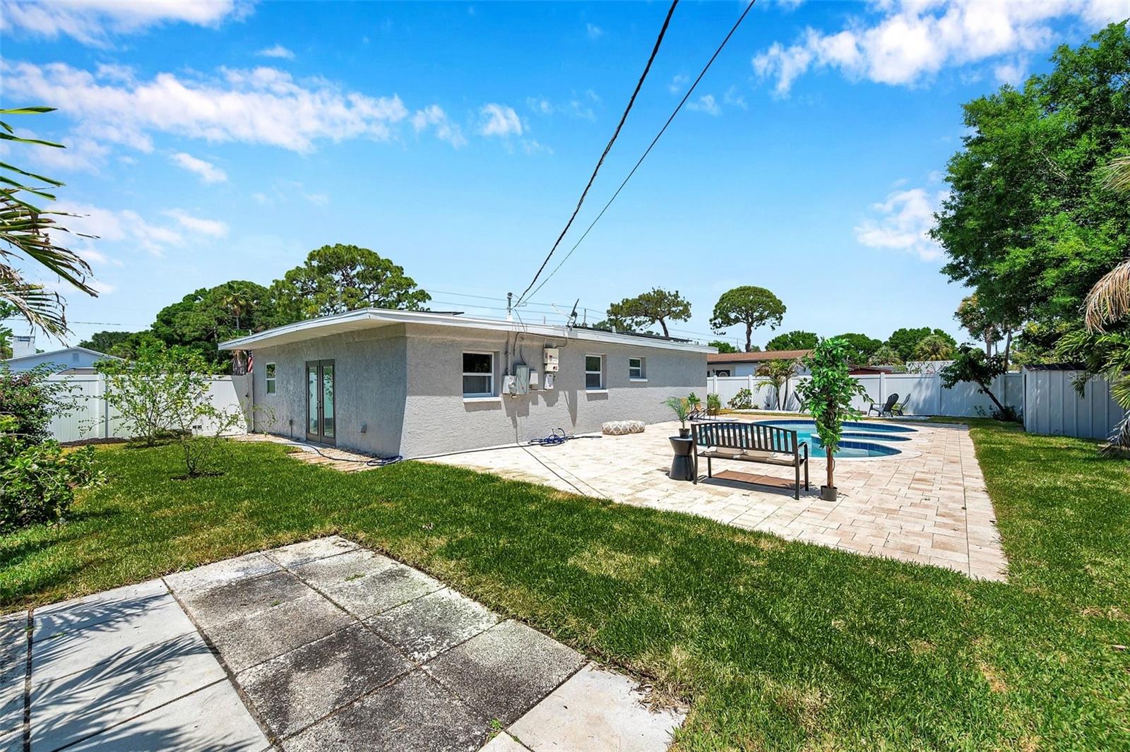 7631 18TH WAY N