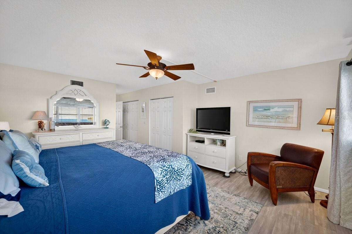 ORMOND BREAKERS - Residential