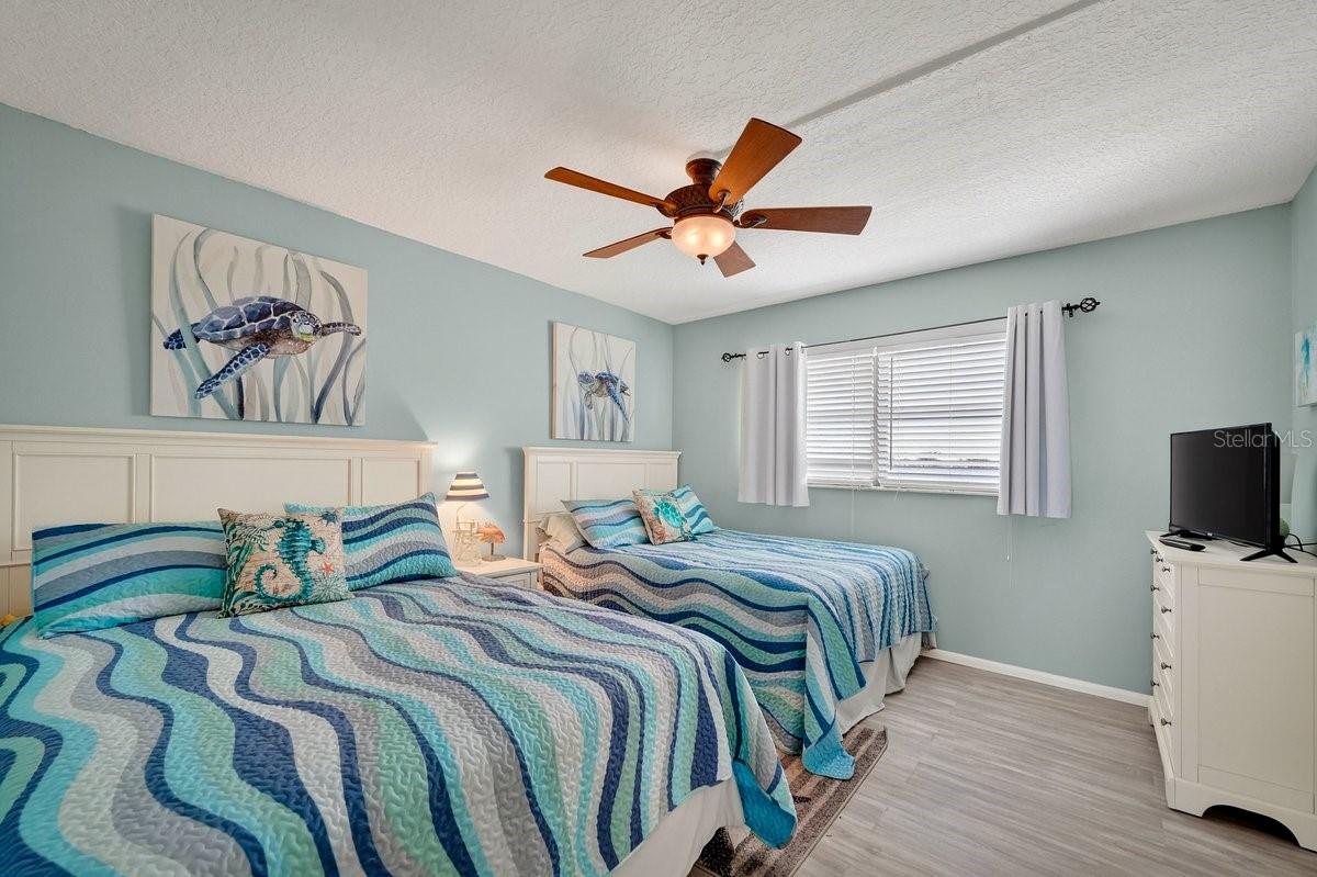 ORMOND BREAKERS - Residential