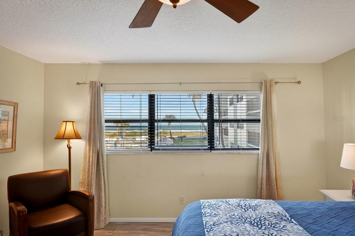 ORMOND BREAKERS - Residential