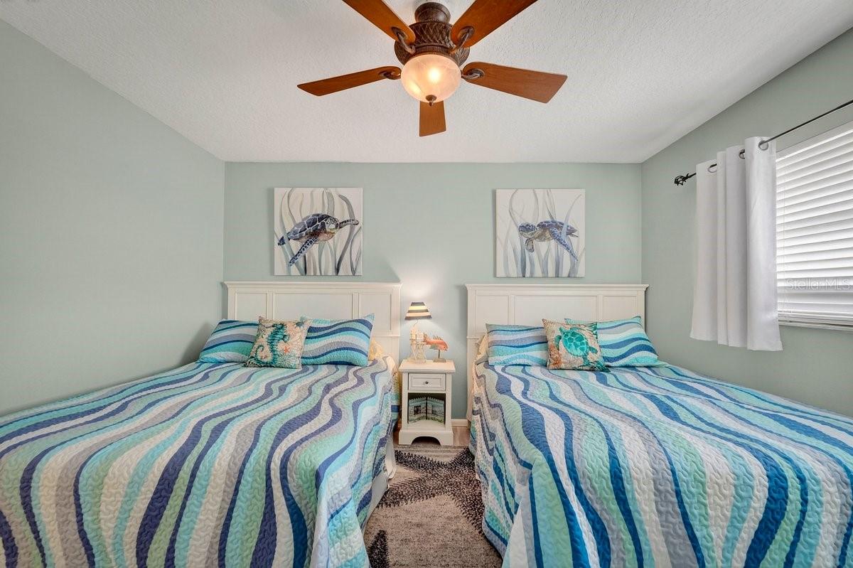 ORMOND BREAKERS - Residential