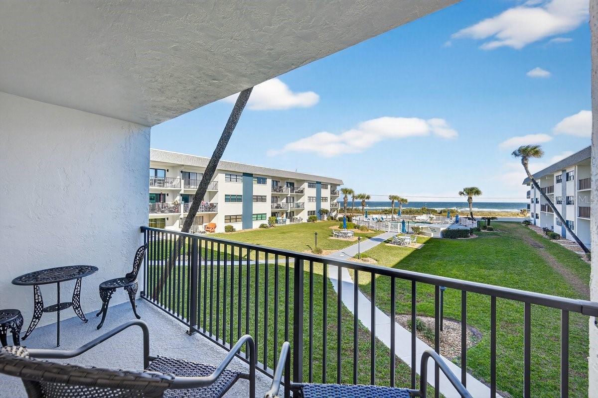 ORMOND BREAKERS - Residential