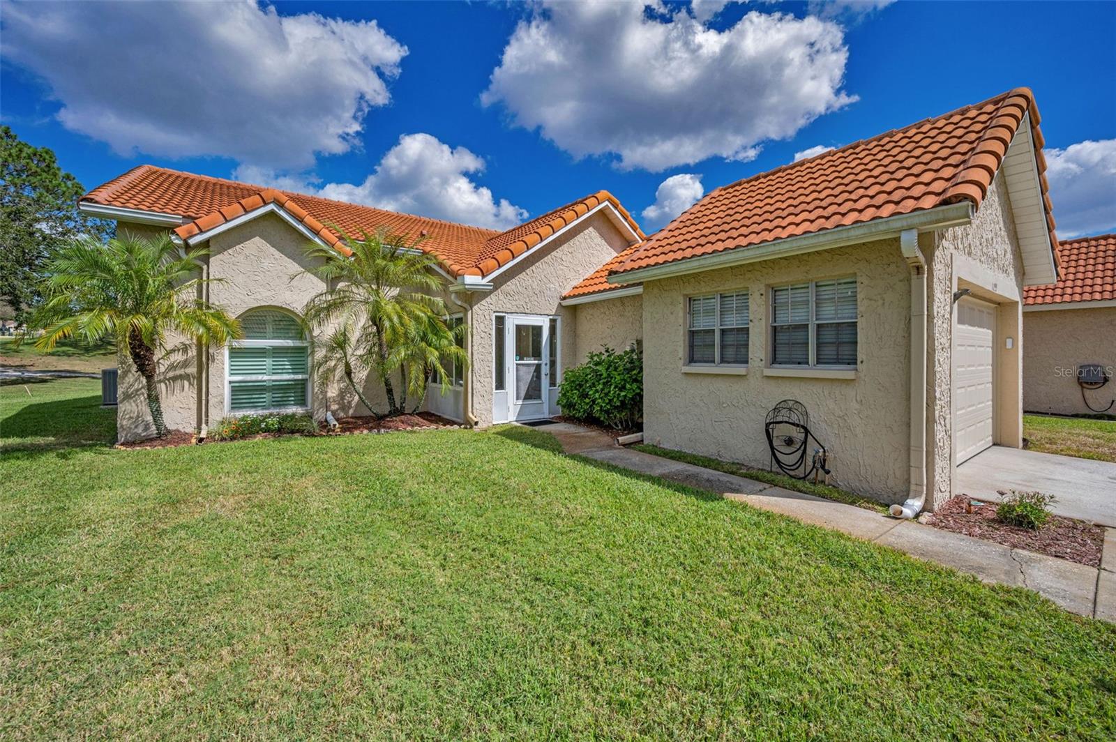1199 WOODFIELD COURT