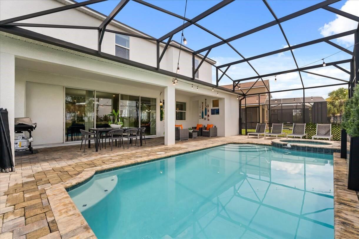 1582 MERMAID COVE WAY