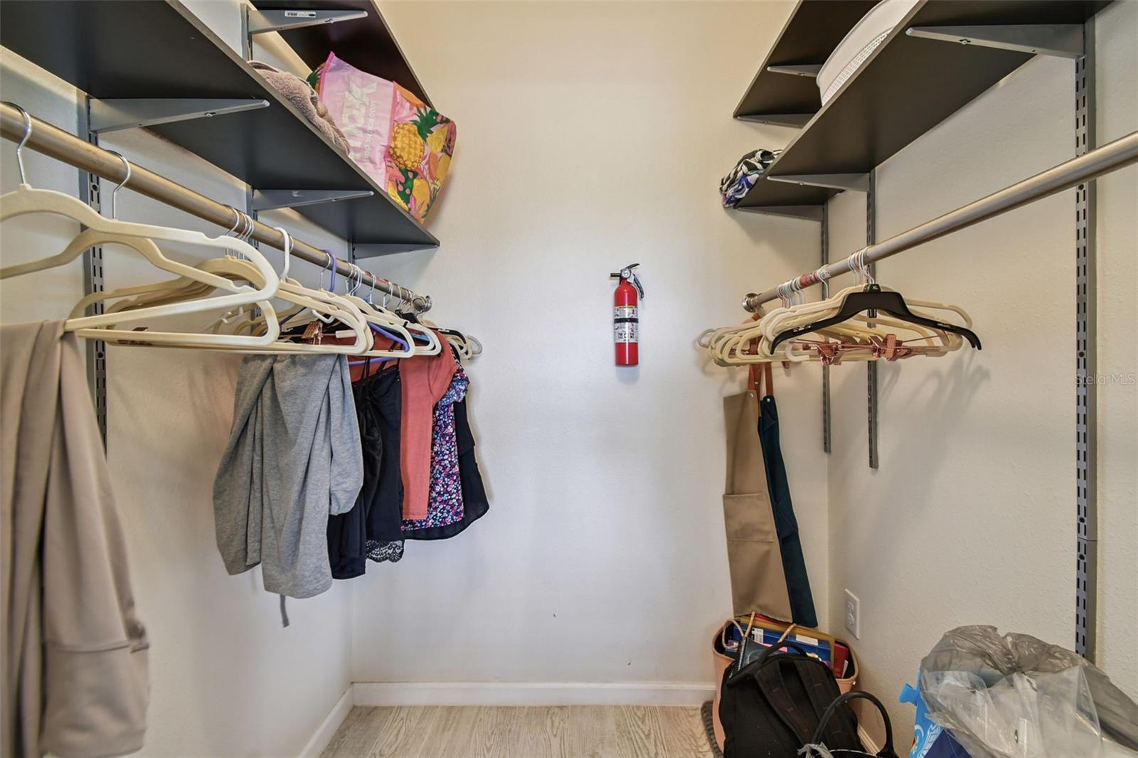 BEACHWAY CONDOS - Residential