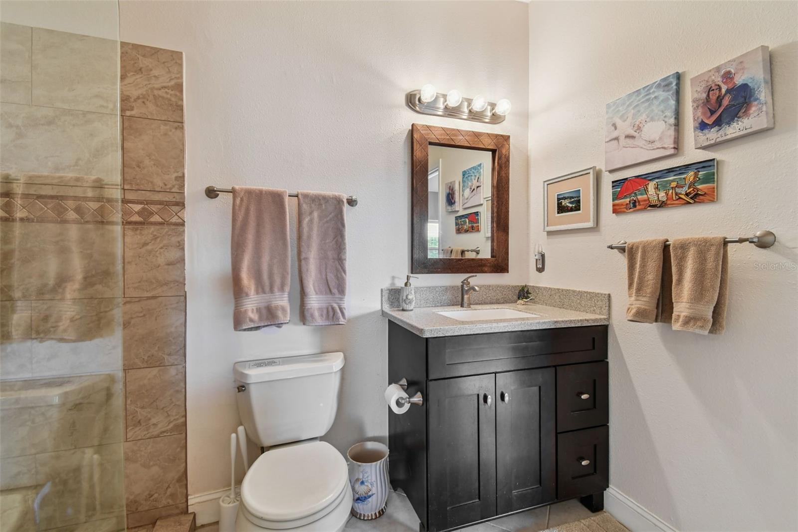 BEACHWAY CONDOS - Residential