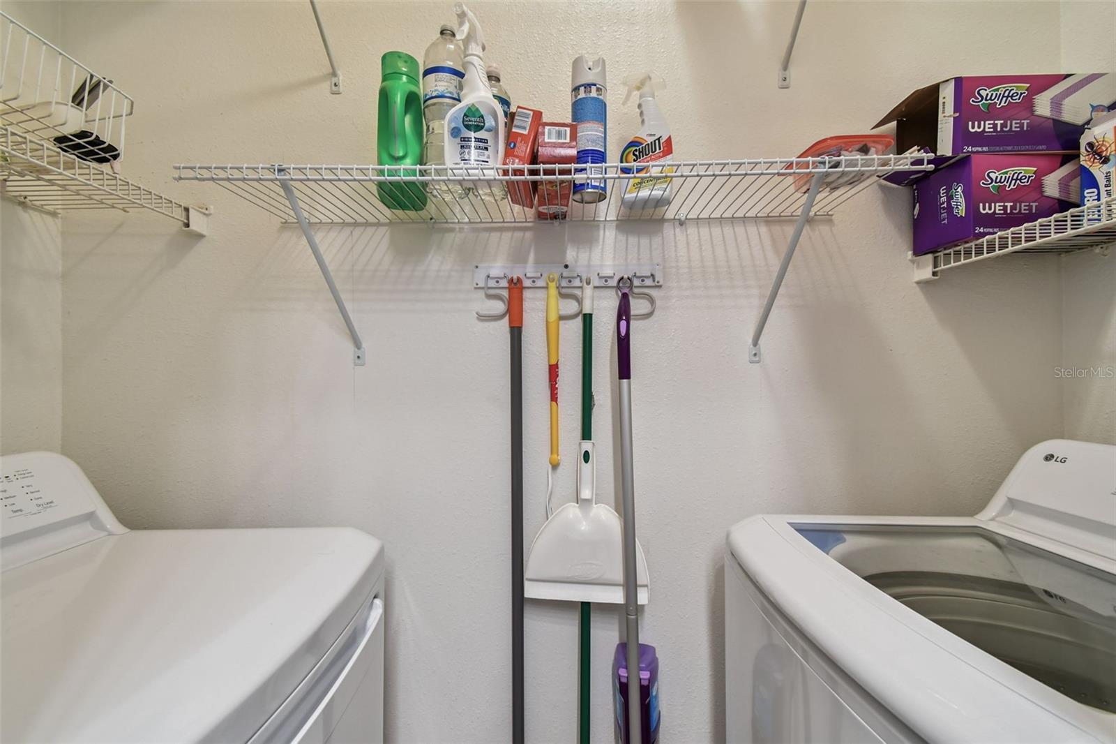 BEACHWAY CONDOS - Residential