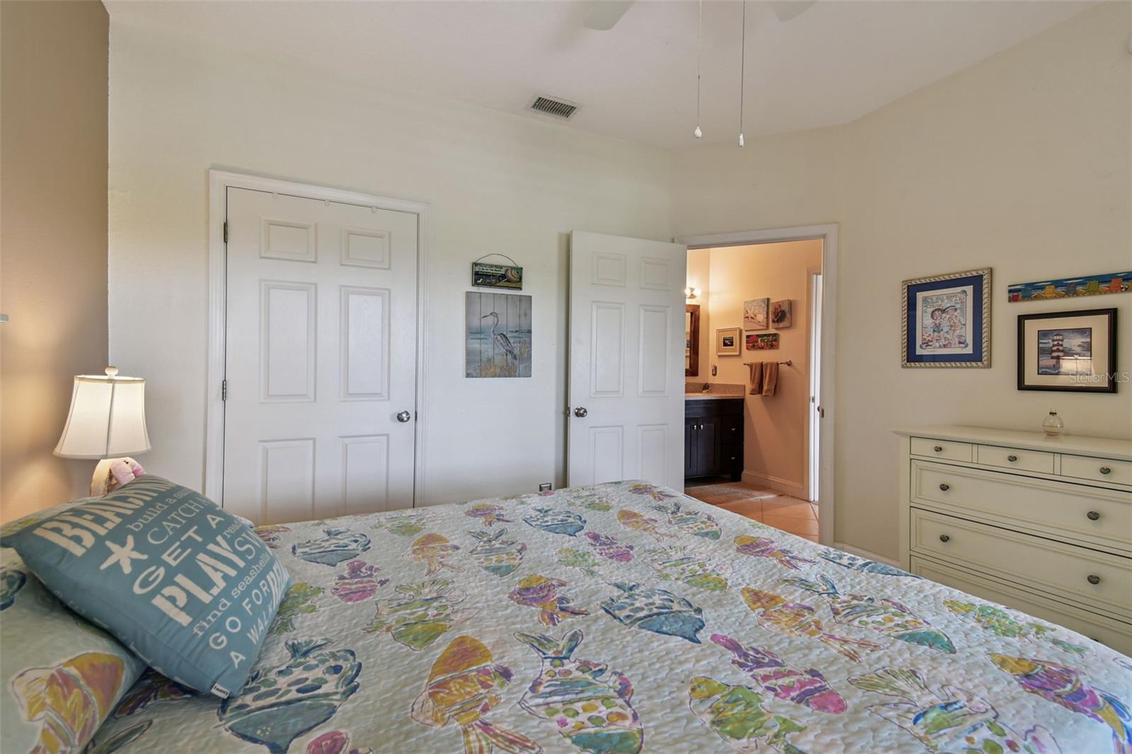 BEACHWAY CONDOS - Residential