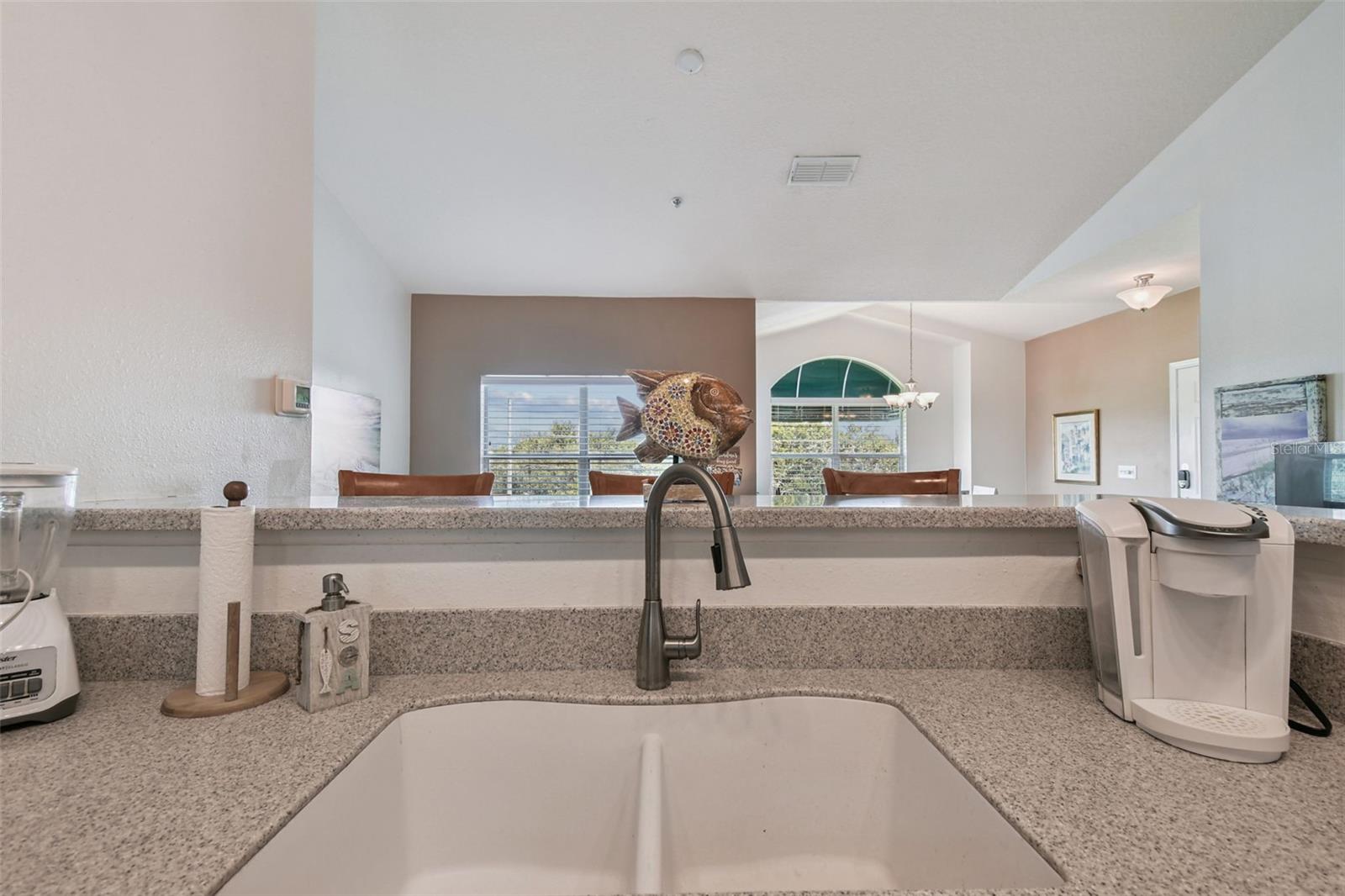 BEACHWAY CONDOS - Residential