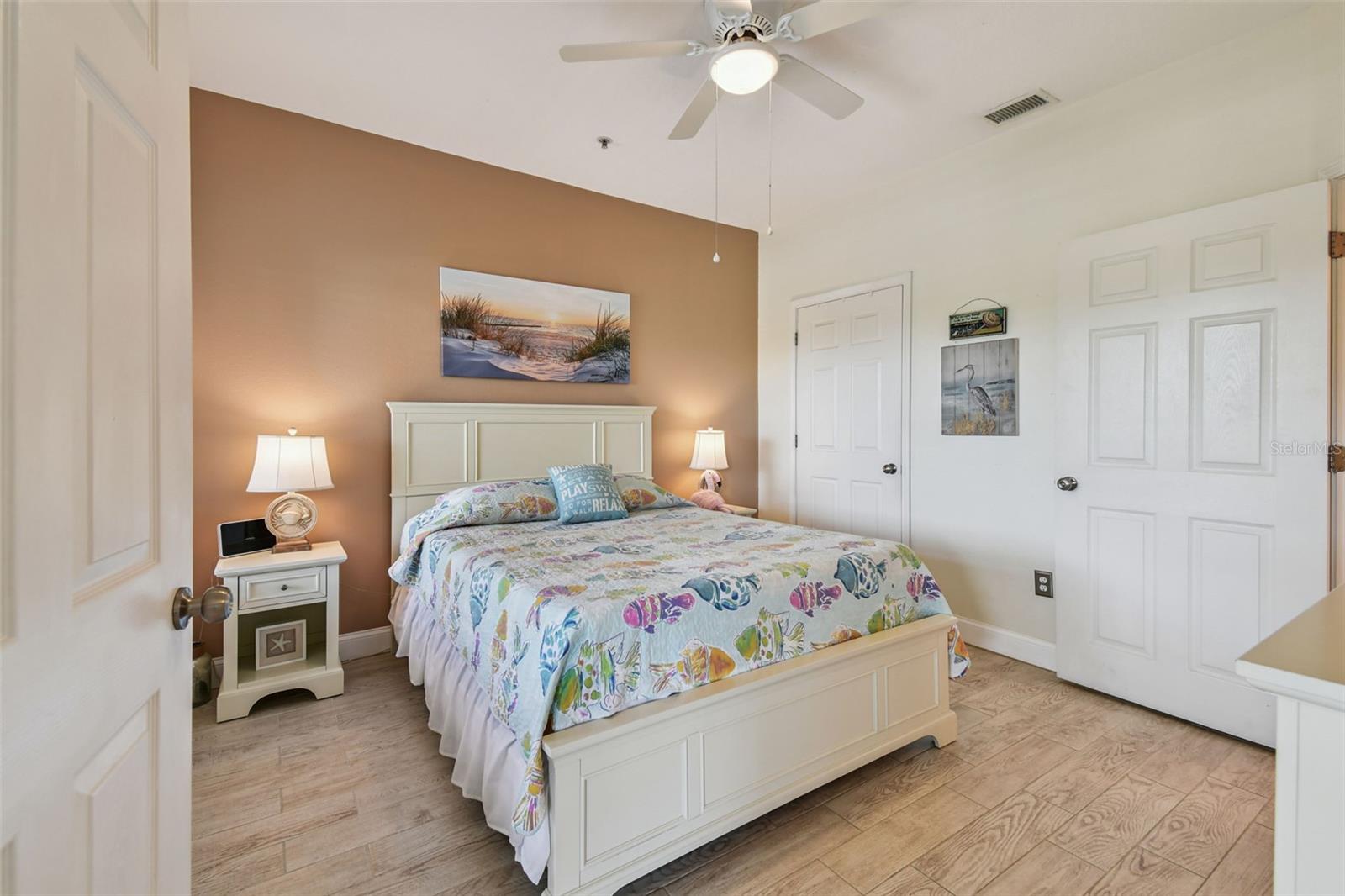 BEACHWAY CONDOS - Residential