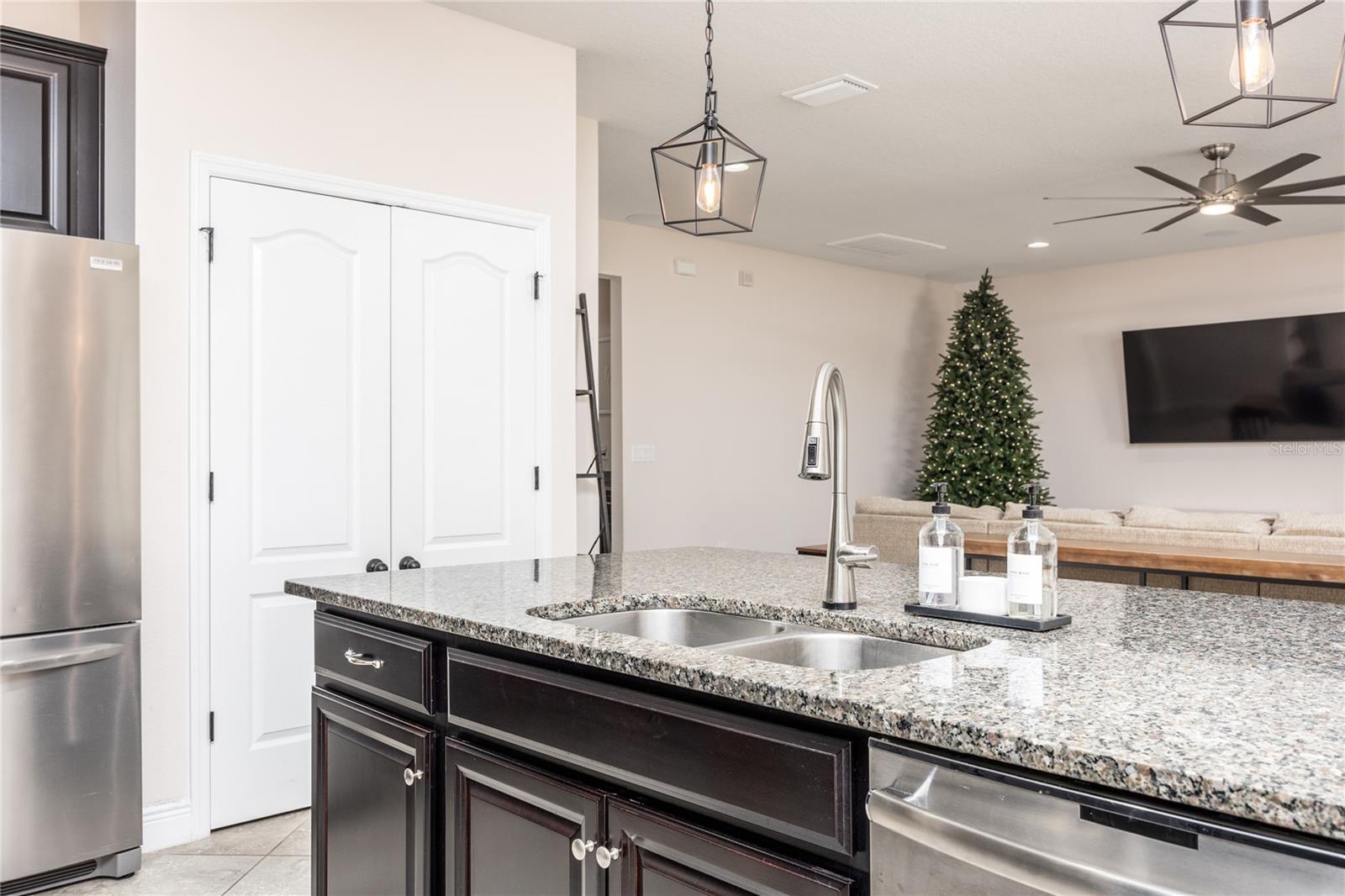 LUCAYA LAKE CLUB PH 2C - Residential