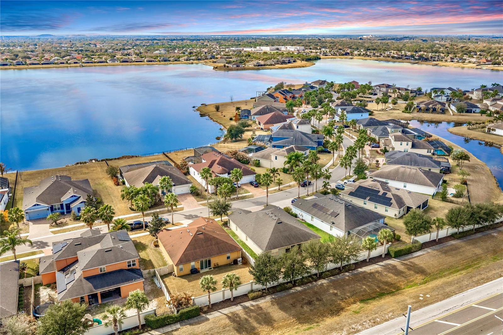 LUCAYA LAKE CLUB PH 2C - Residential