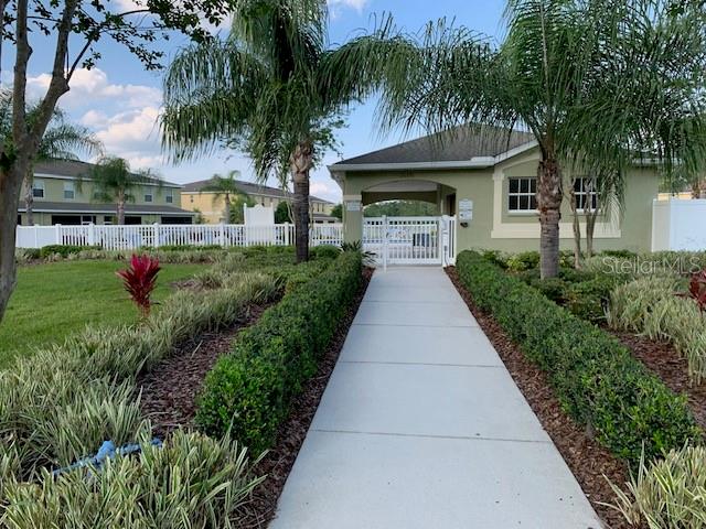 HAMMOCKS - Residential Lease