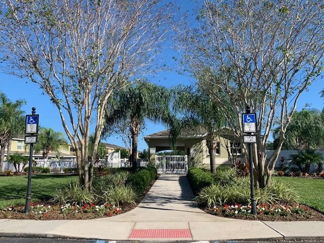 HAMMOCKS - Residential Lease