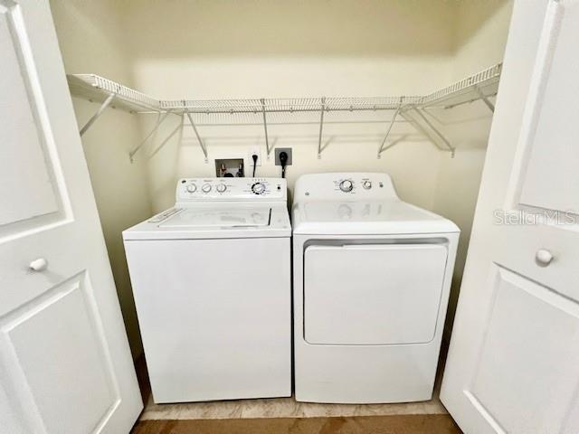 HAMMOCKS - Residential Lease