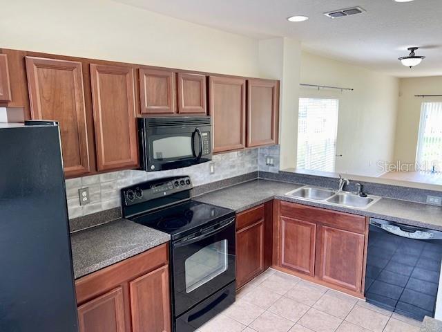 HAMMOCKS - Residential Lease