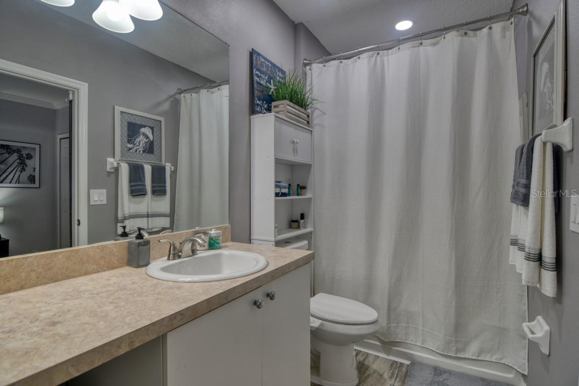 OAK VIEW PH III - Residential