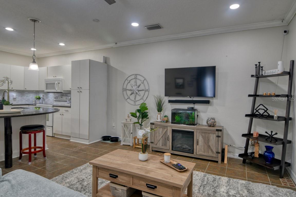 OAK VIEW PH III - Residential