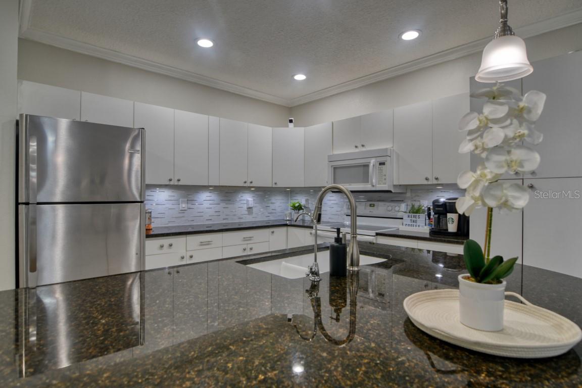 OAK VIEW PH III - Residential