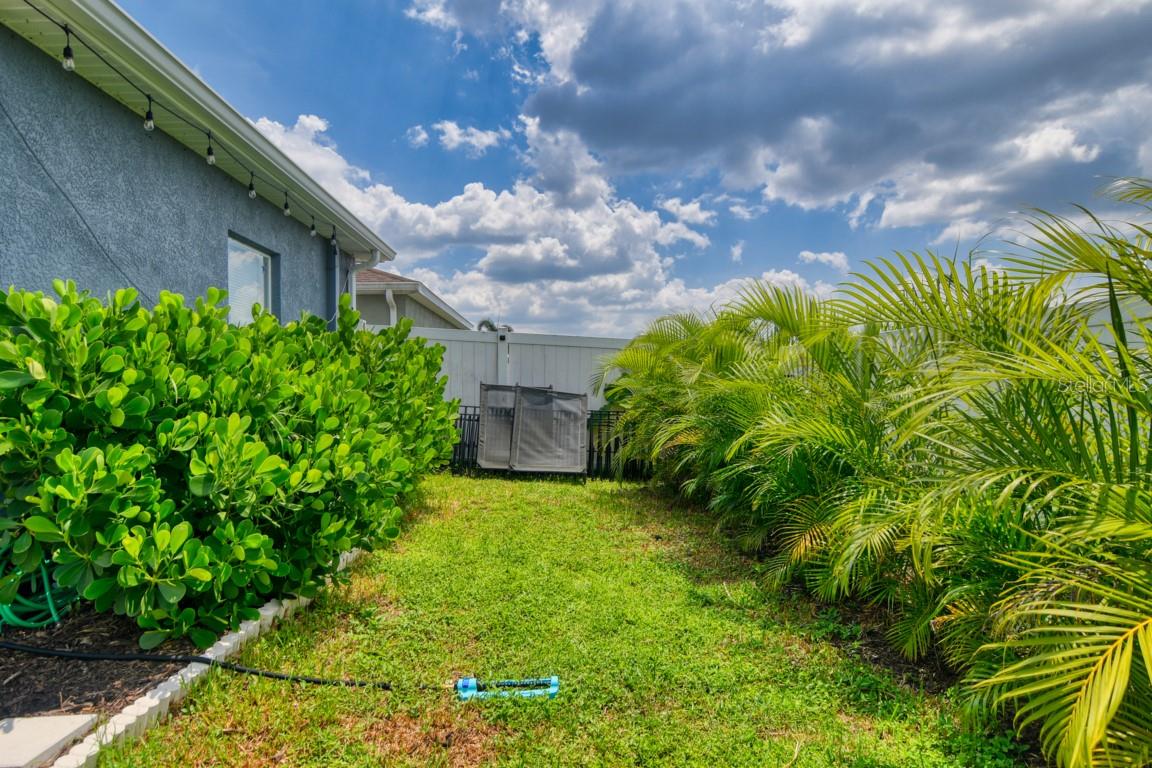 OAK VIEW PH III - Residential