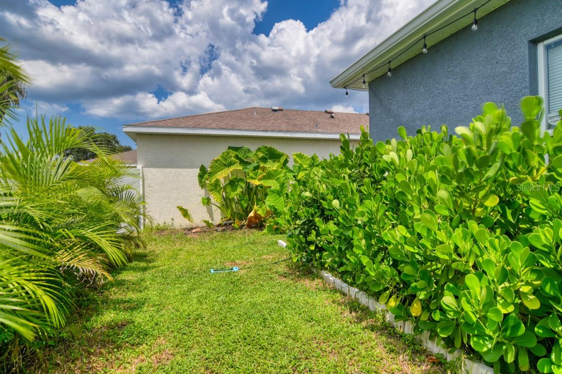 OAK VIEW PH III - Residential