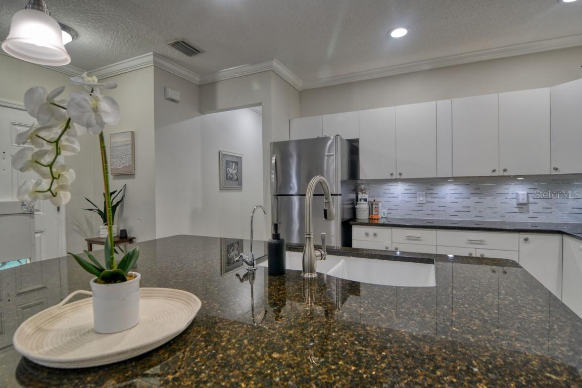 OAK VIEW PH III - Residential