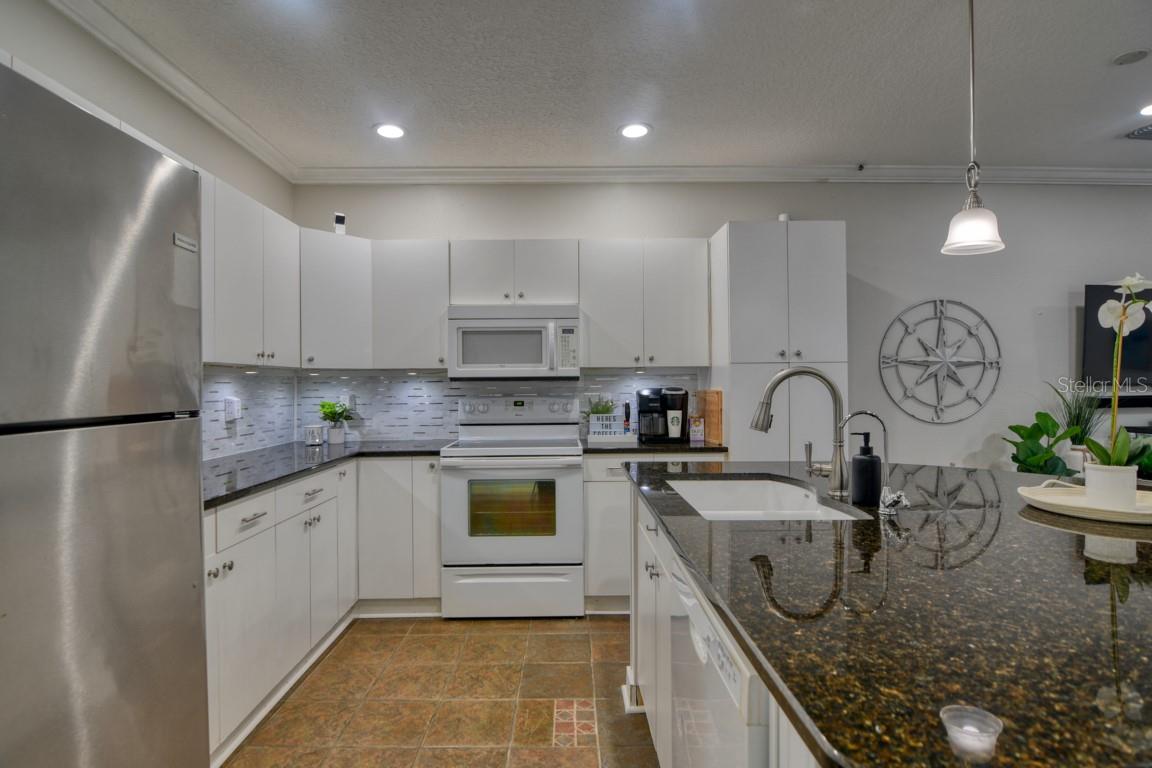 OAK VIEW PH III - Residential