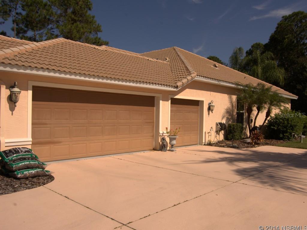 Four Seasons At Spruce Creek Ph 02 - Residential