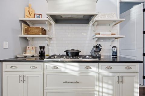 Tiny photo for 4420 NE 7th Avenue, Ocala, FL 34479 (MLS # OM714029)