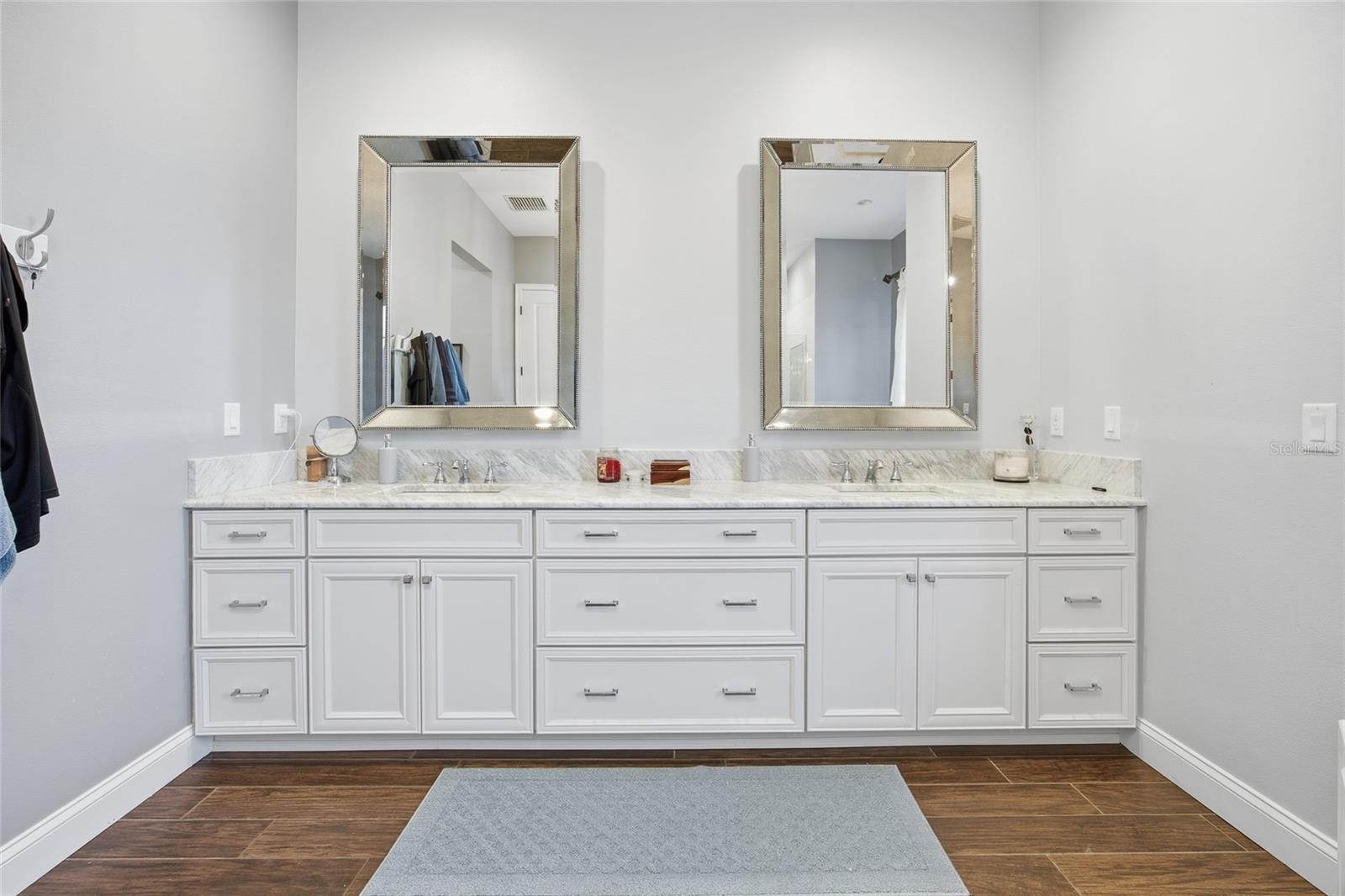 NO SUBDIVISION - Residential