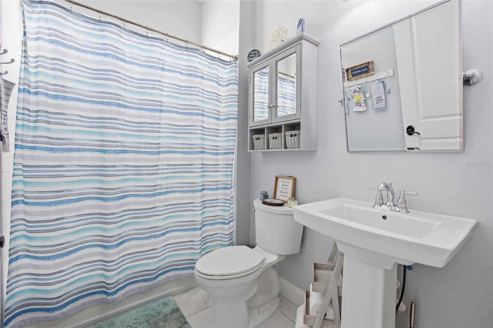 NO SUBDIVISION - Residential