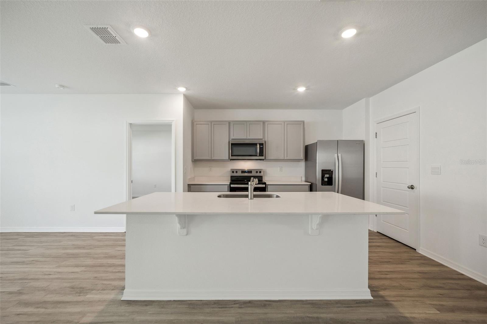 AVALON PK TAVARES PH 2 - Residential