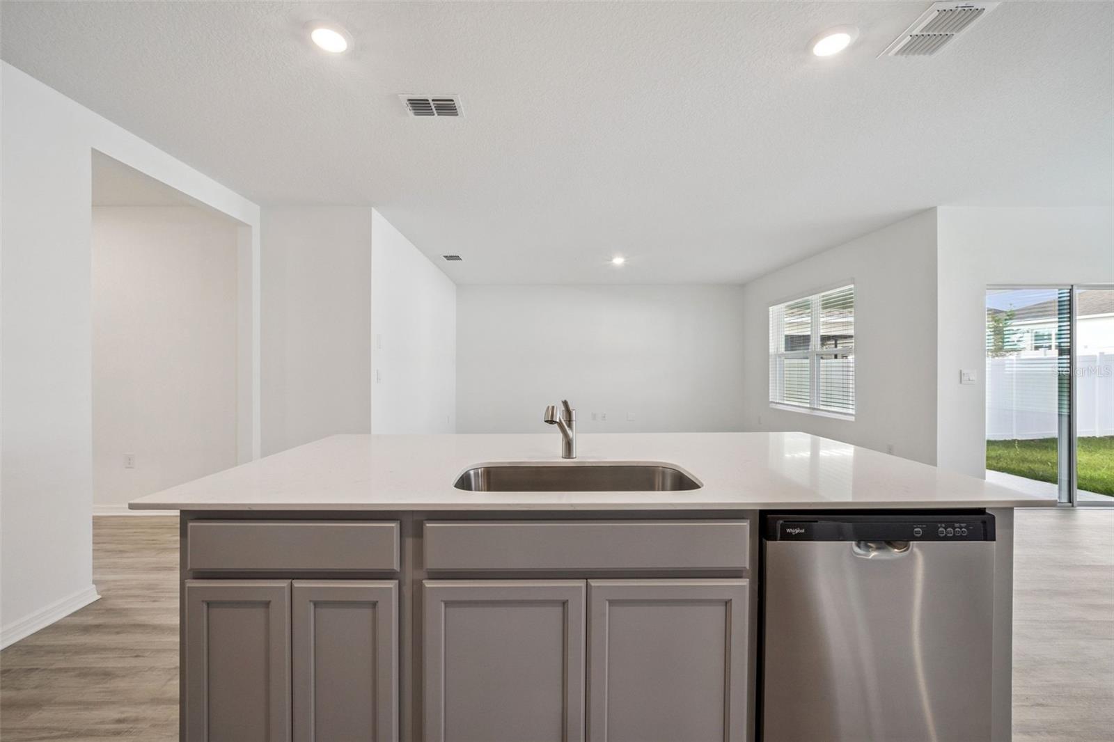 AVALON PK TAVARES PH 2 - Residential