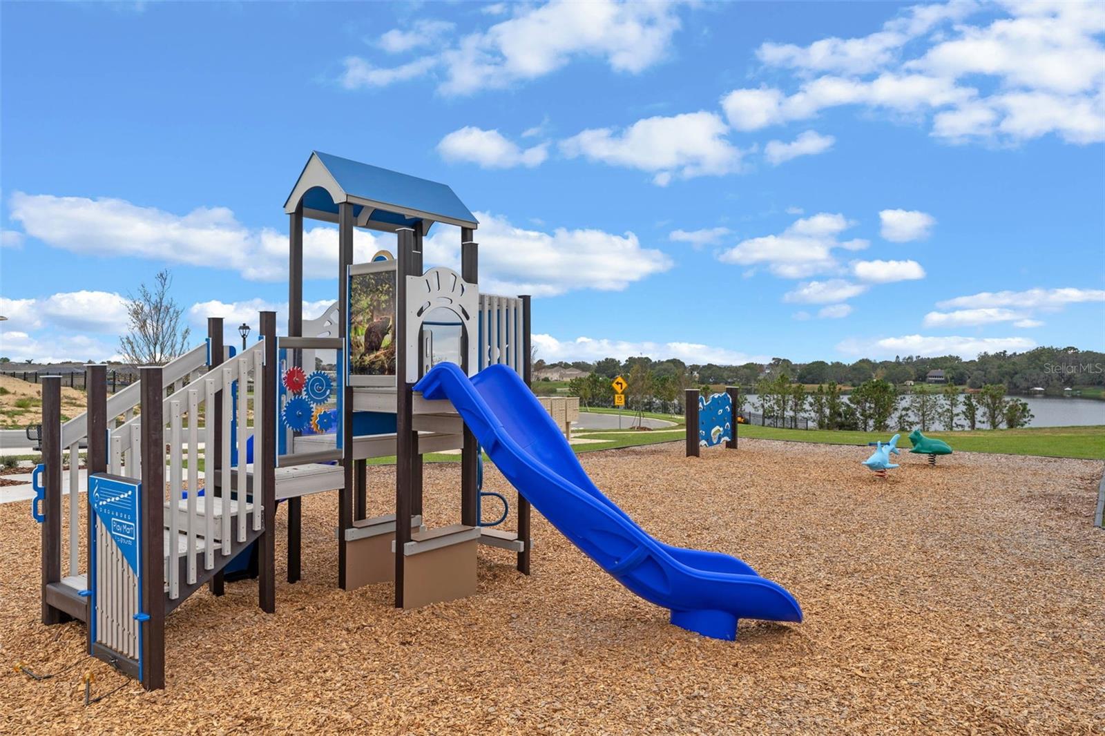 AVALON PK TAVARES PH 2 - Residential