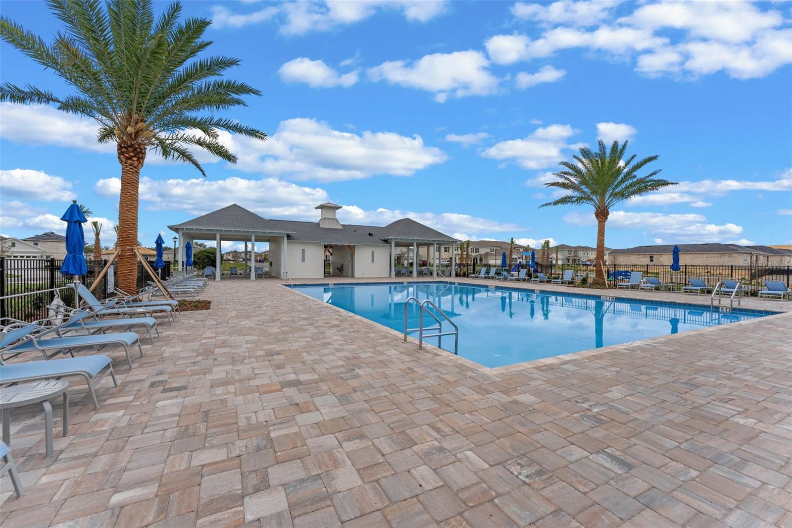 AVALON PK TAVARES PH 2 - Residential