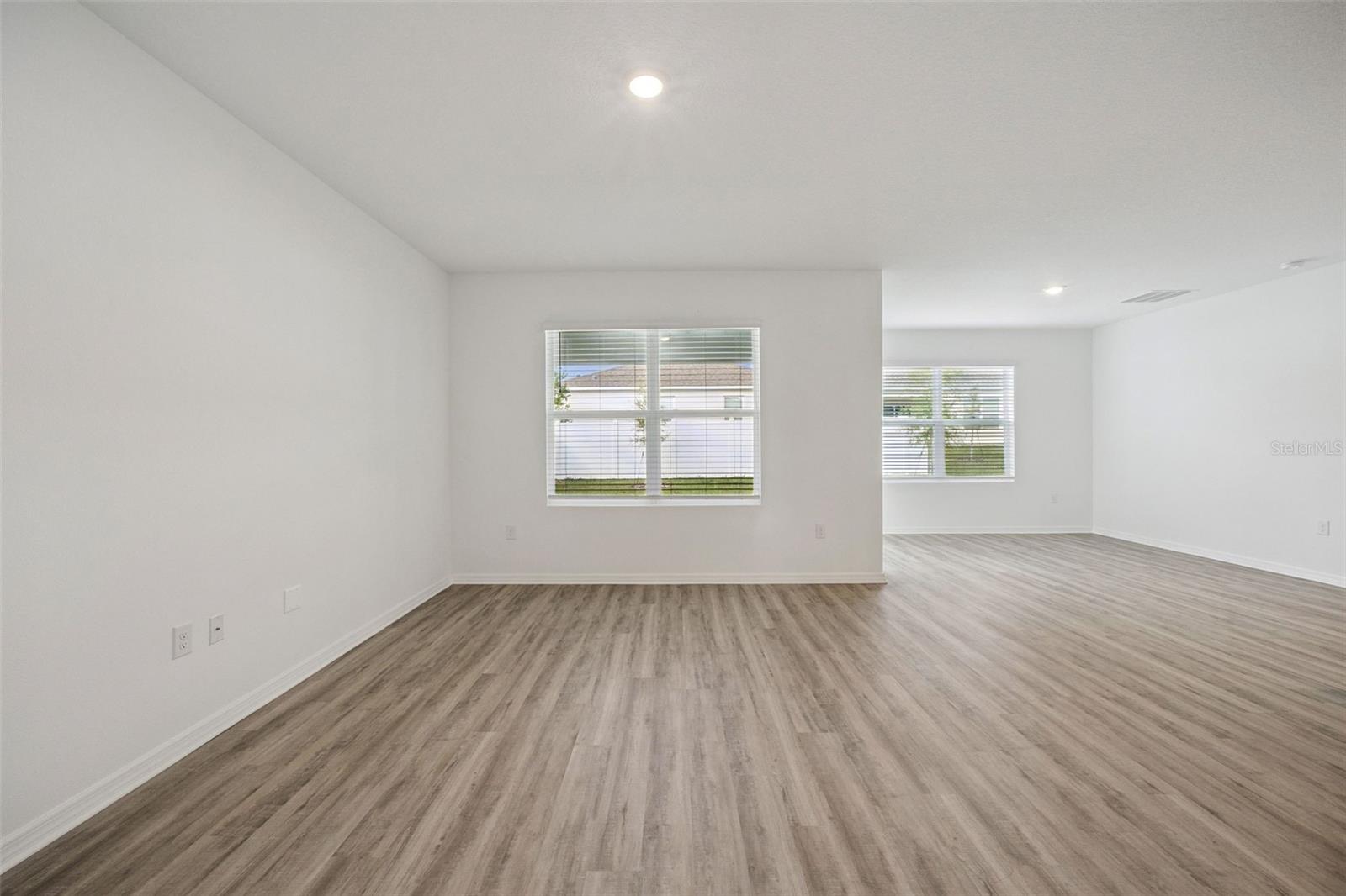 AVALON PK TAVARES PH 2 - Residential