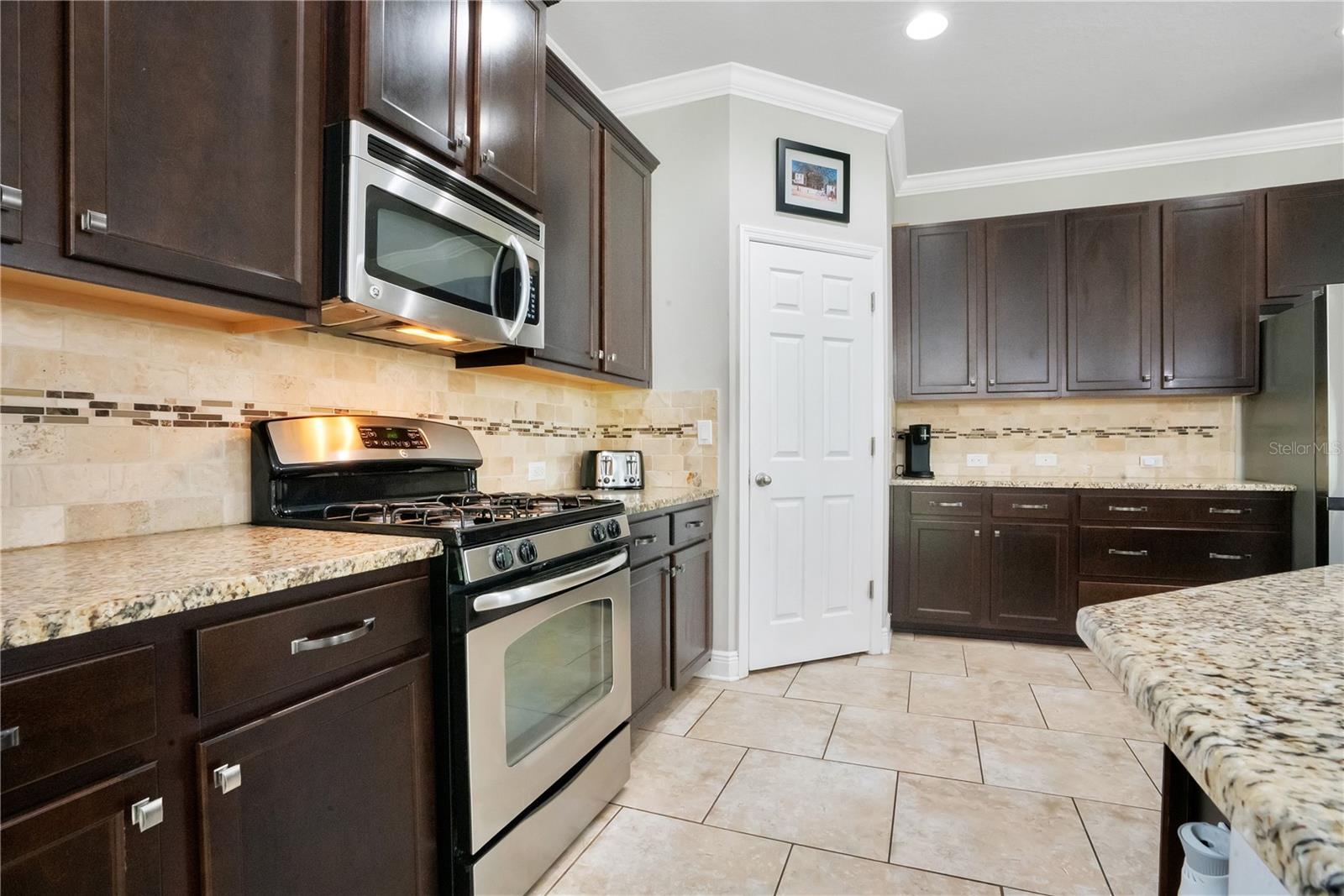 FISHHAWK RANCH TR 8 PT - Residential