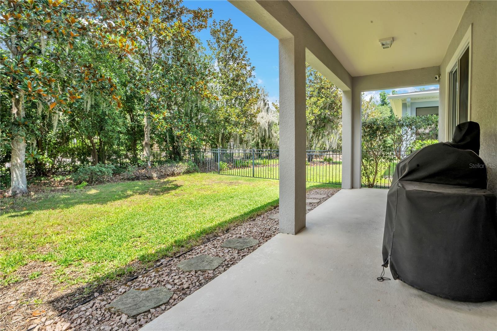 FISHHAWK RANCH TR 8 PT - Residential