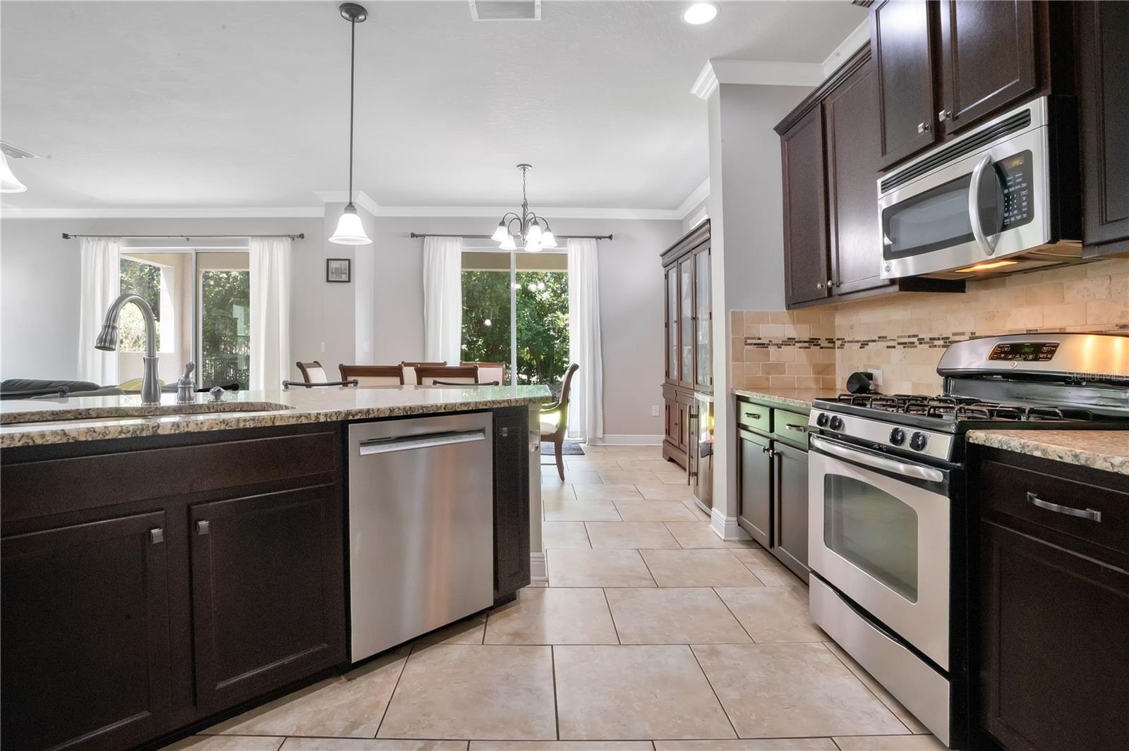 FISHHAWK RANCH TR 8 PT - Residential