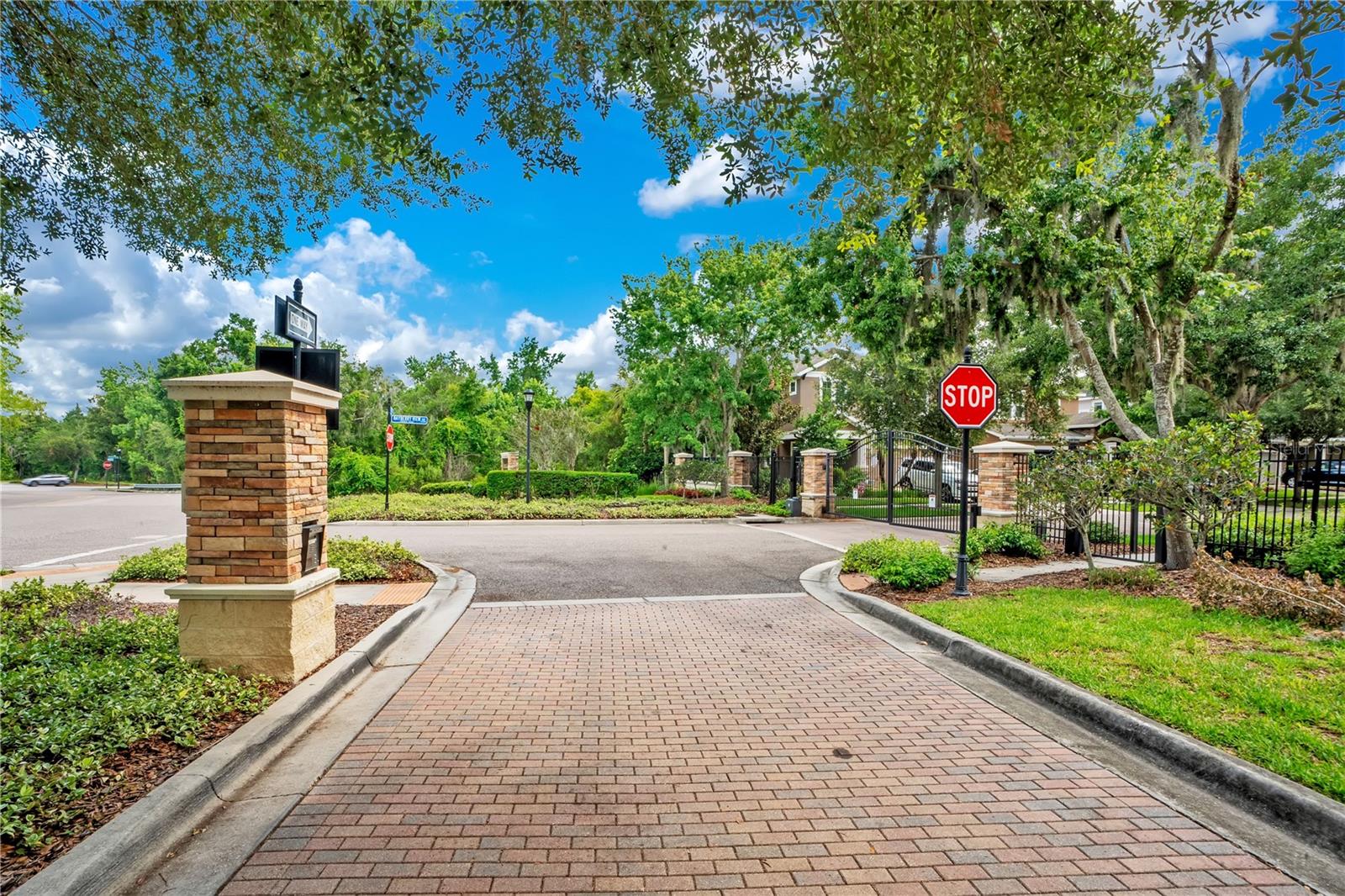 FISHHAWK RANCH TR 8 PT - Residential