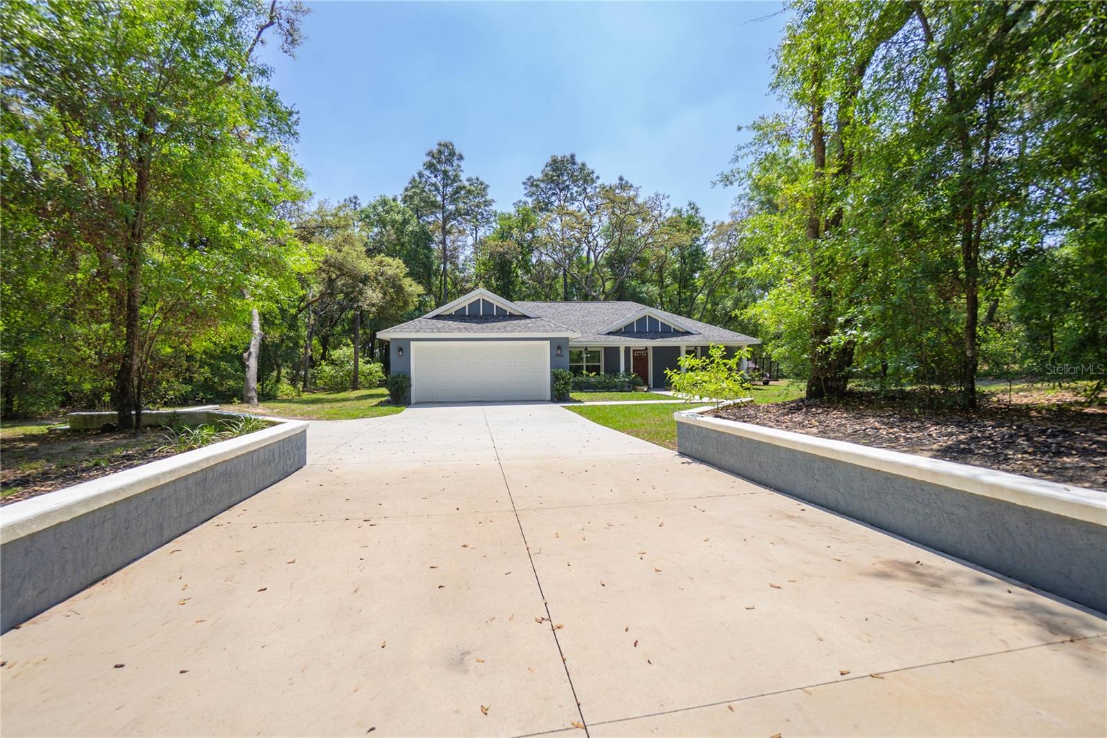 10206 N ATHENIA DRIVE