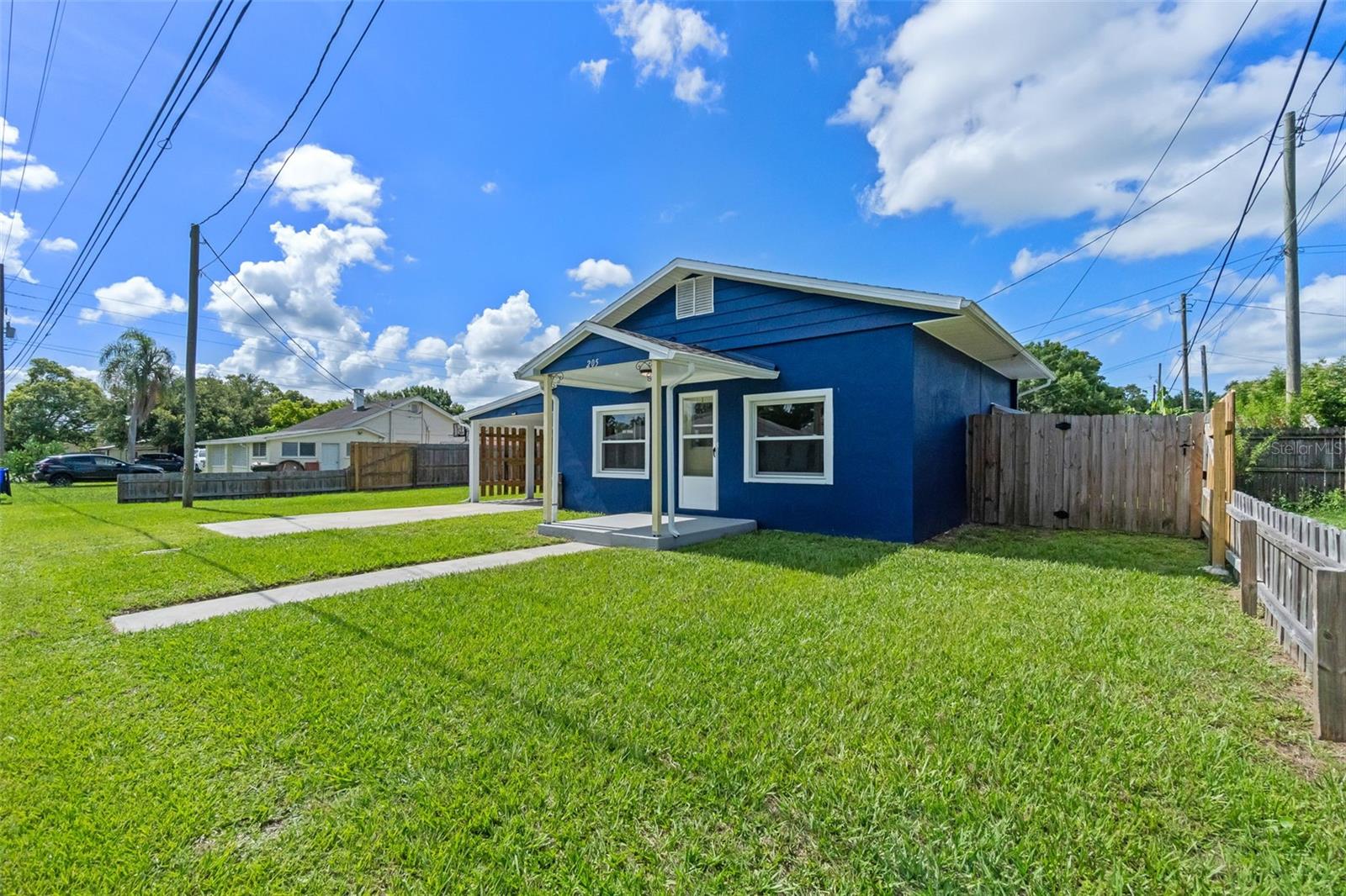 205 9TH STREET