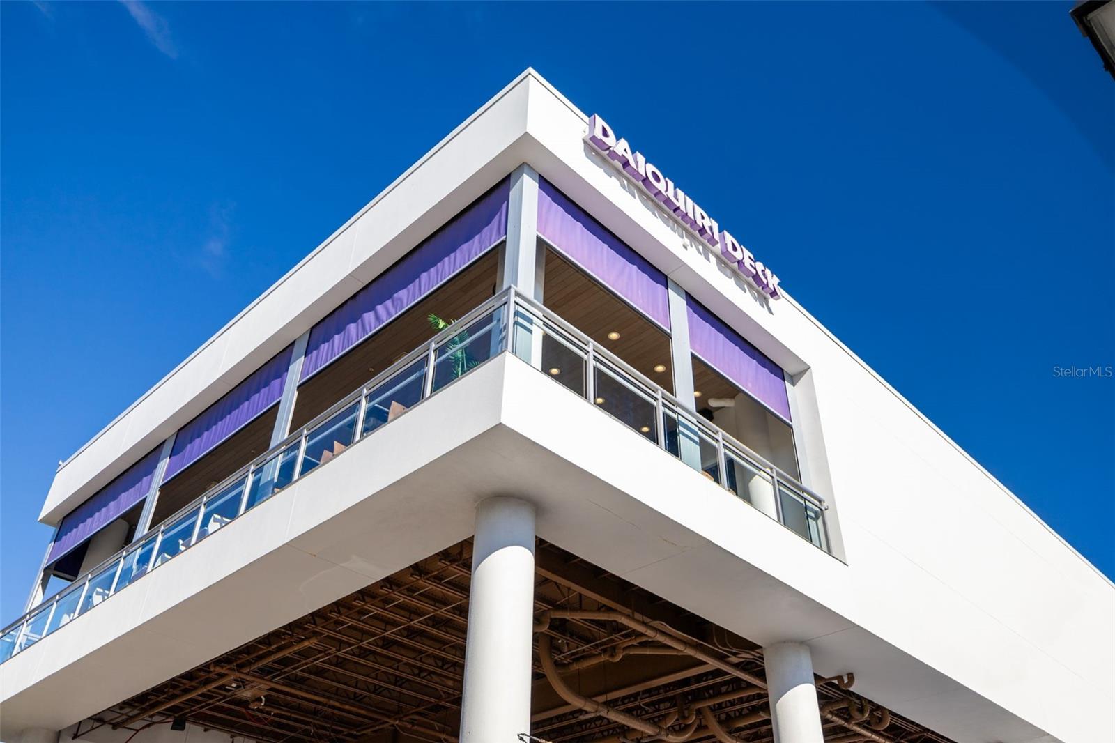 SIESTA ROYALE - Residential