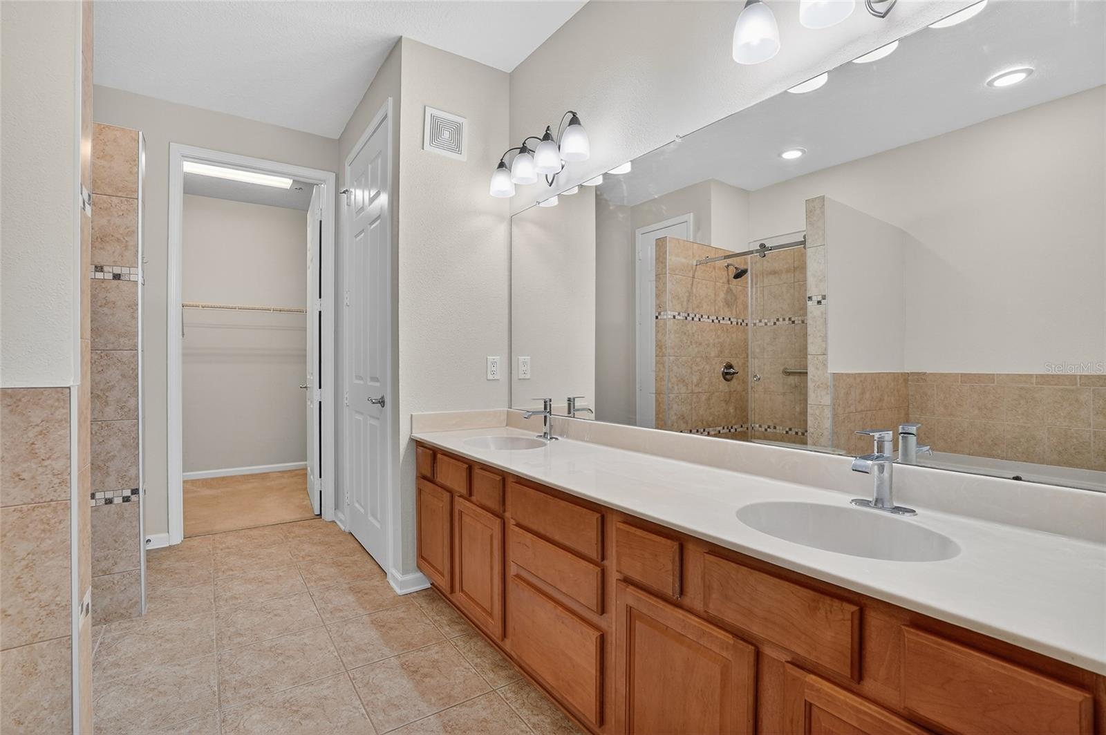 MONTEREY AT LAKE SEMINOLE CONDO - Residential