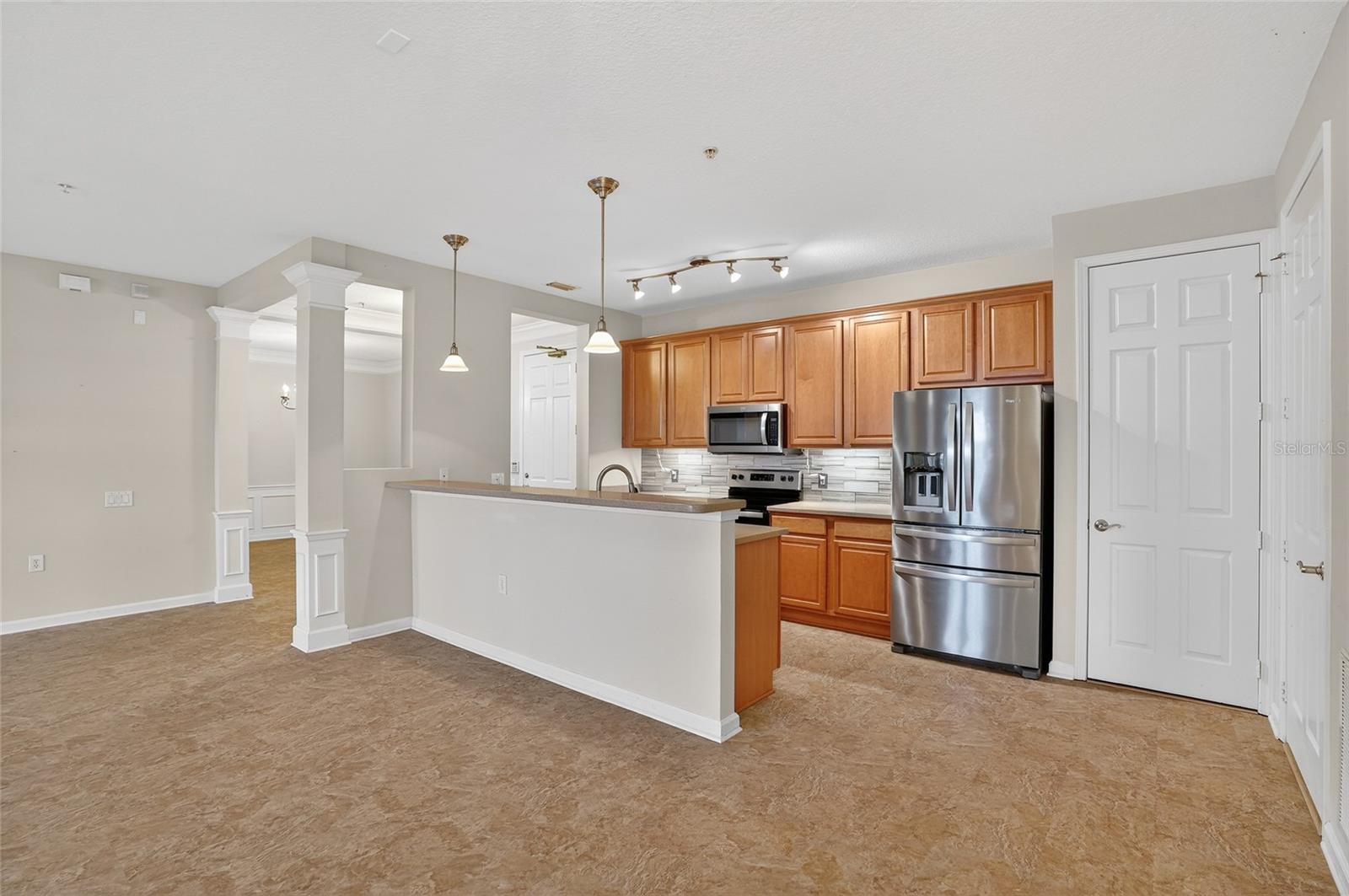 MONTEREY AT LAKE SEMINOLE CONDO - Residential