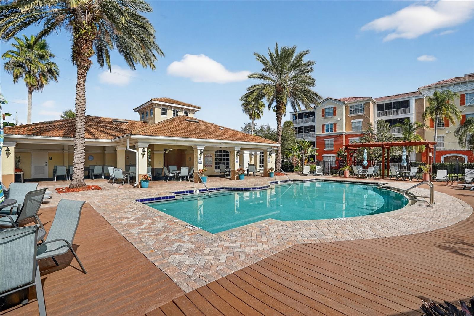 MONTEREY AT LAKE SEMINOLE CONDO - Residential
