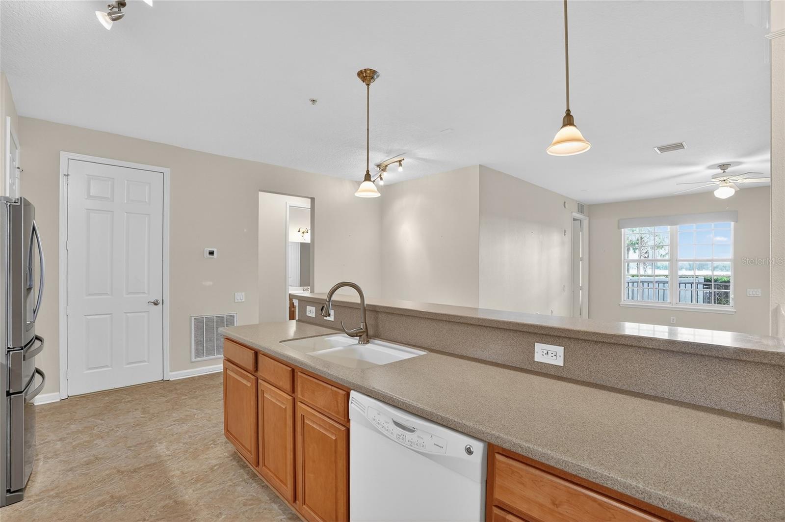 MONTEREY AT LAKE SEMINOLE CONDO - Residential