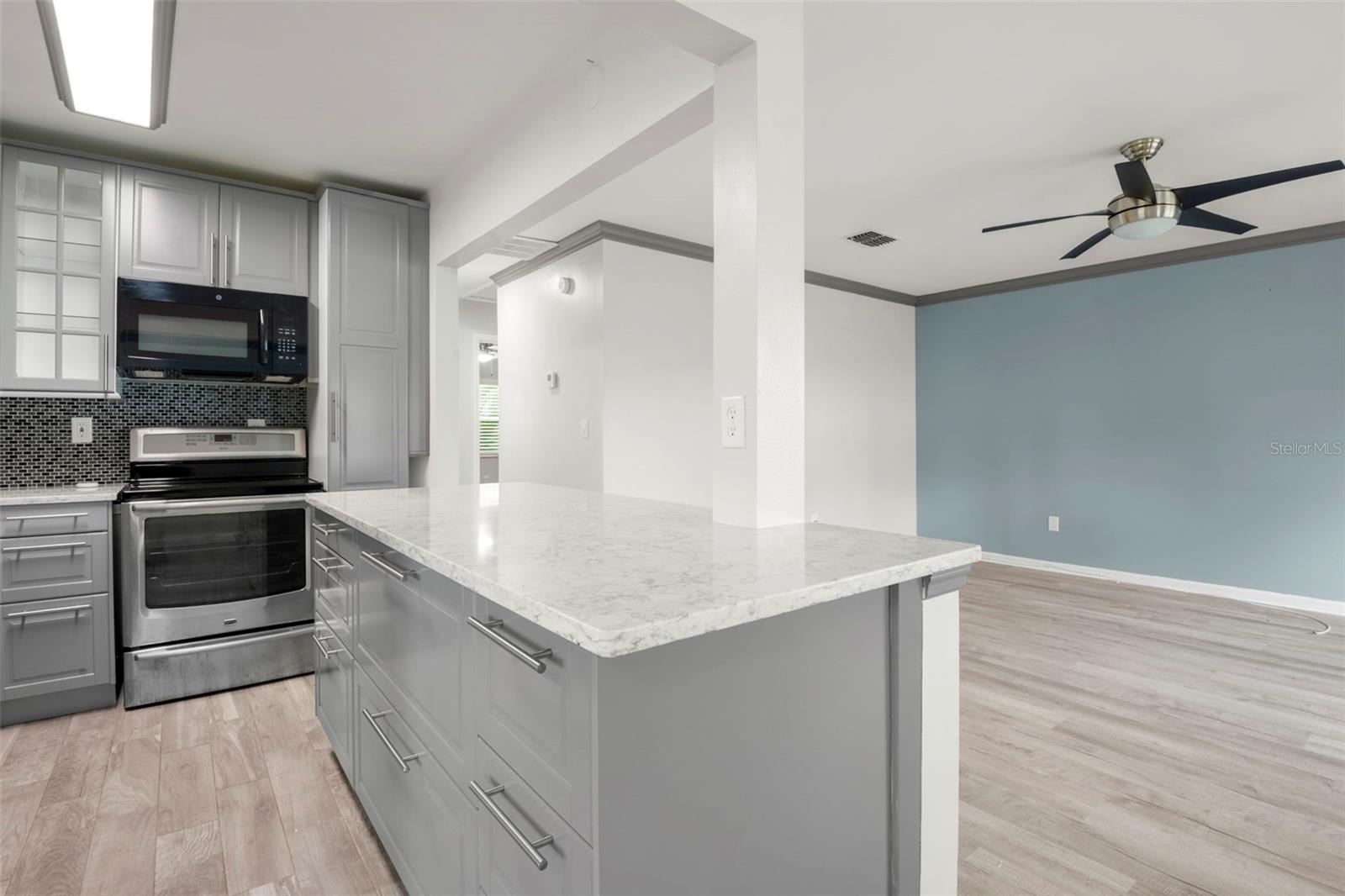 CAMBRIDGE M CONDO REV - Residential